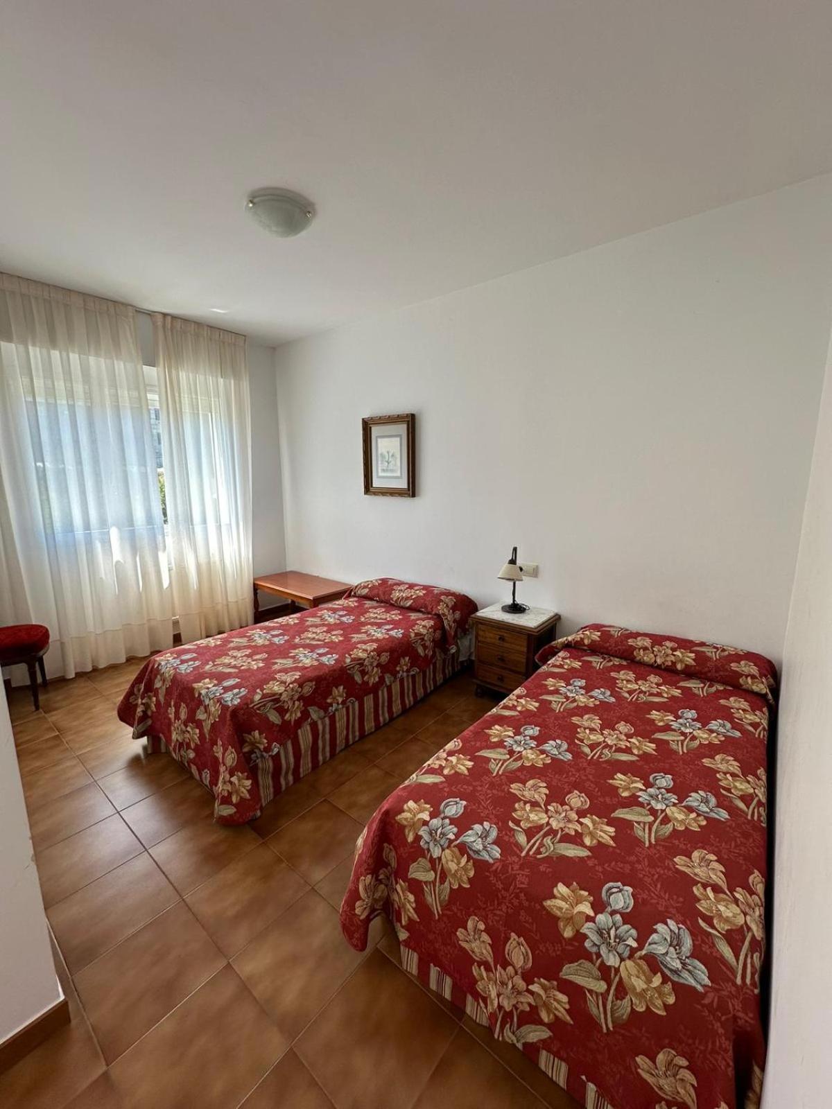 Hotel Amandi О-Грове Номер фото